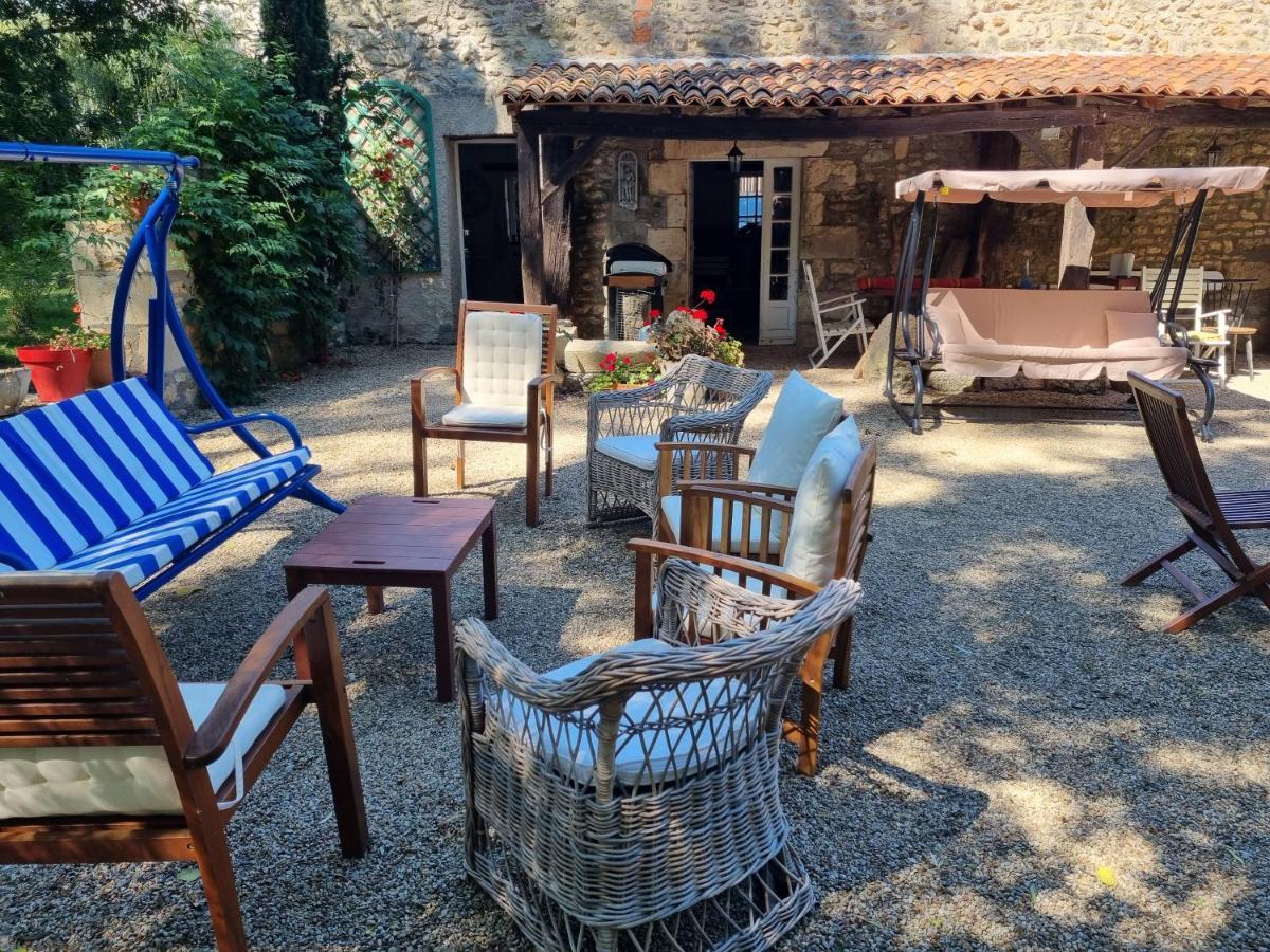 Villa Moulin De Giroir Migné-Auxances Exterior foto